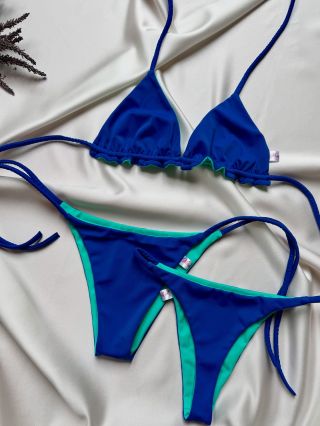 Taky tolik miluješ oboustranky? 💚💙 Dva sety v jednom – podle nálady, podle dne, podle moře nebo bazénu. A nejlepší?...